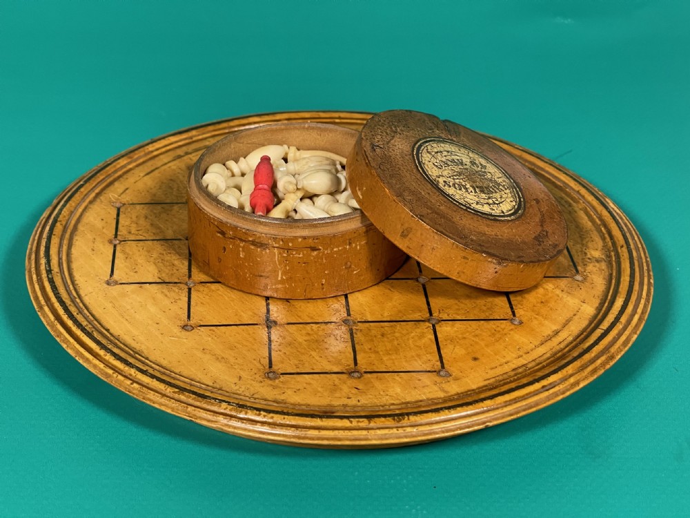 Antique Treen Peg Solitaire Board & Pegs in Box View XVI