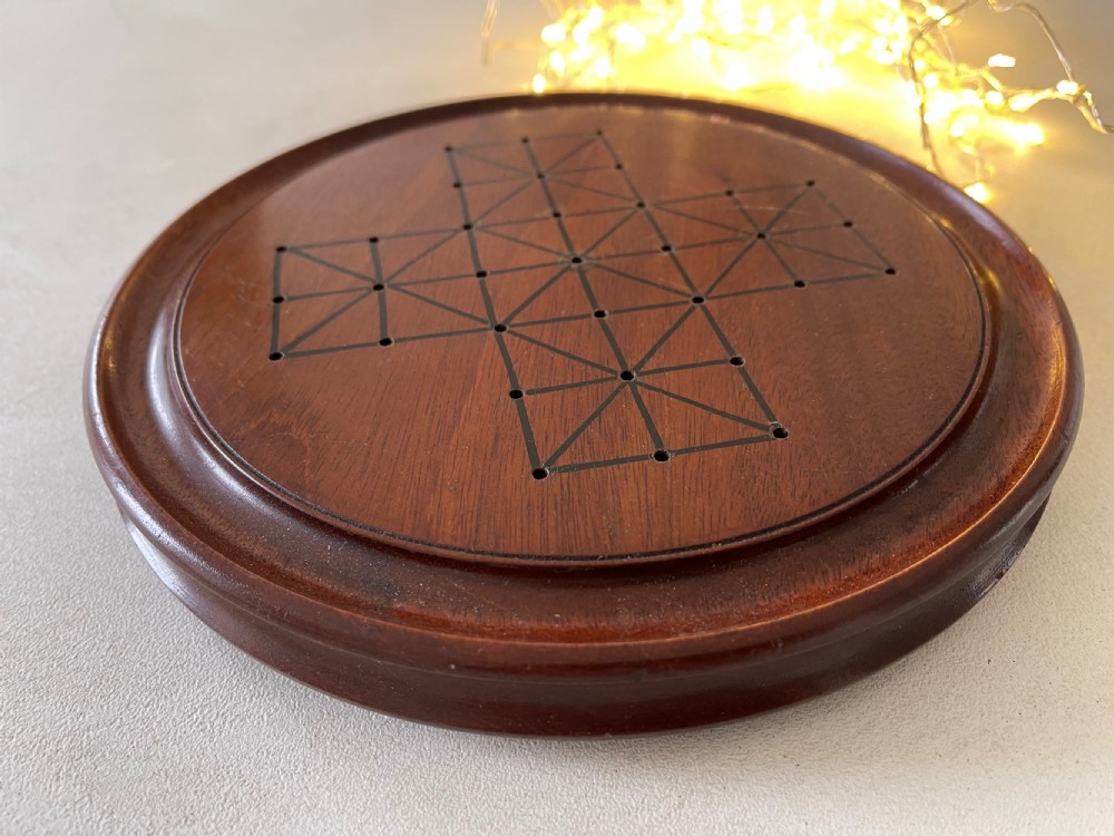 Antique Mahogany Fox and Geese Game - complete View VIII