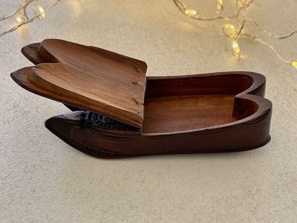Antique Double Shoe Snuff Box - Prisoner of War View IV