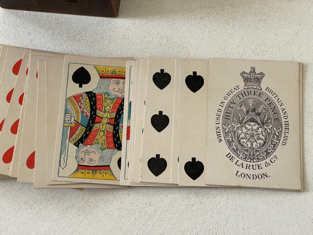 Antique Playing Cards Box & Cards - Heart decoration View V