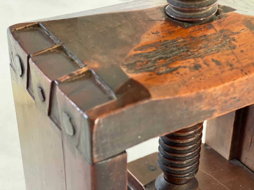 Antique Treen Press - for cards, small books, postcards etc View VIII