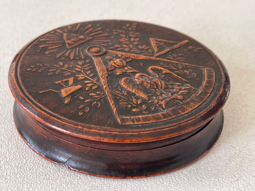 Antique Pressed Wood Snuff Box - masonic View VI