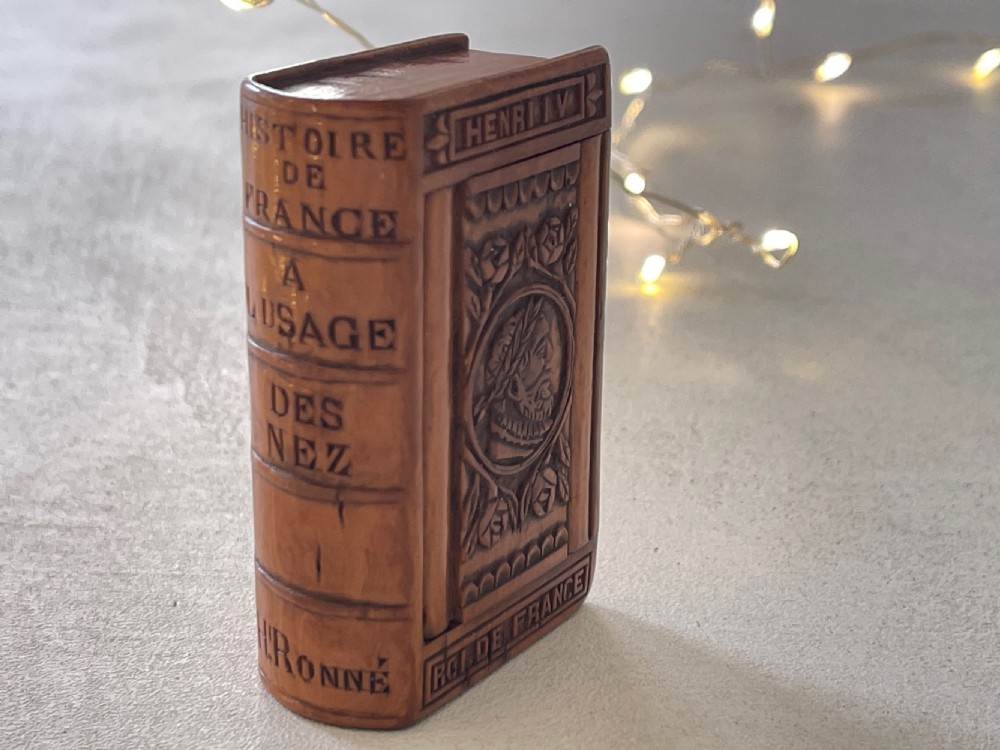Antique Treen Snuff Book Box