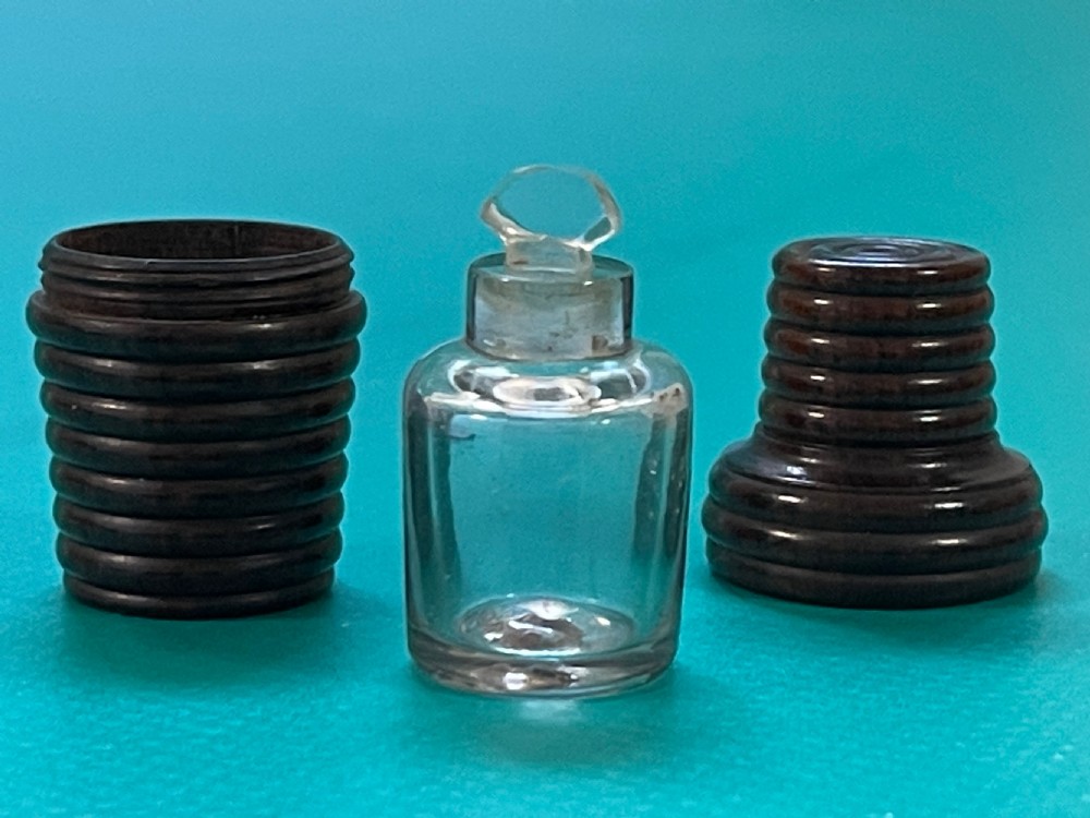 An early 1800s rosewood scent bottle case & Glass Scent Bottle View IV