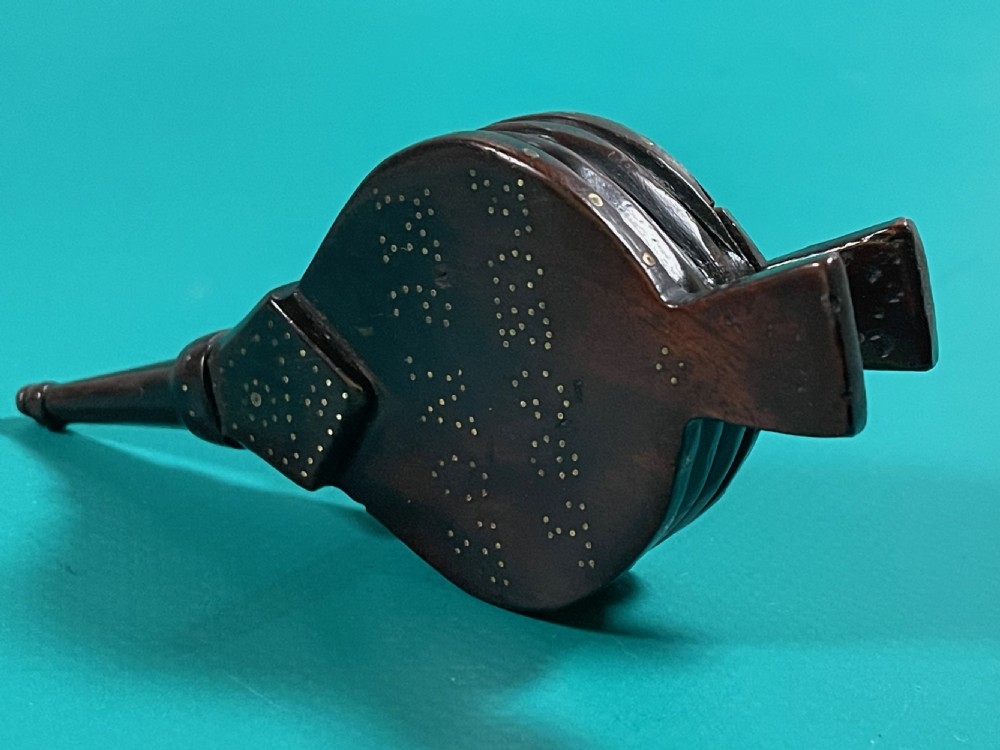 Antique Snuff Box - Bellows Shaped
