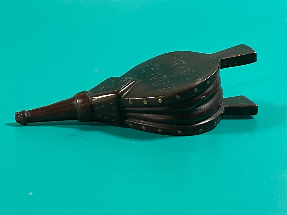 Antique Snuff Box - Bellows Shaped View V