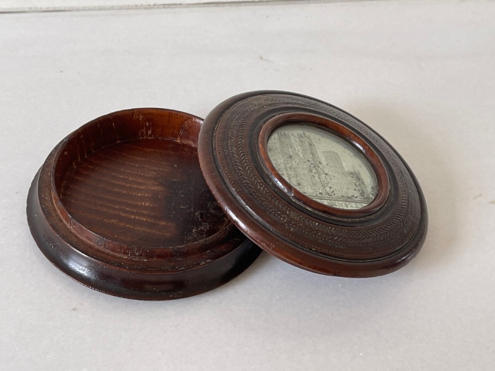 Antique Table Snuff Box -York Minster salvaged timbers View II
