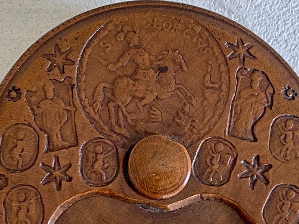 Antique Treen Misers Snuff Box - St George View VI