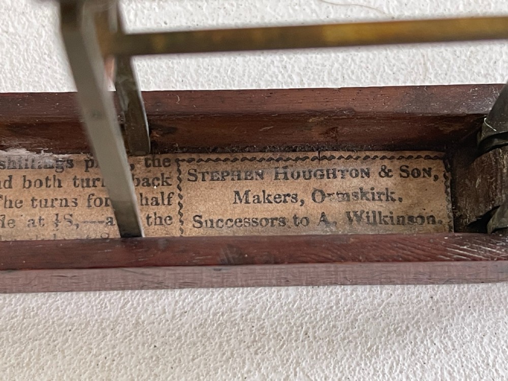 Antique  Double Turn Scales for Sovereigns & Guineas View II