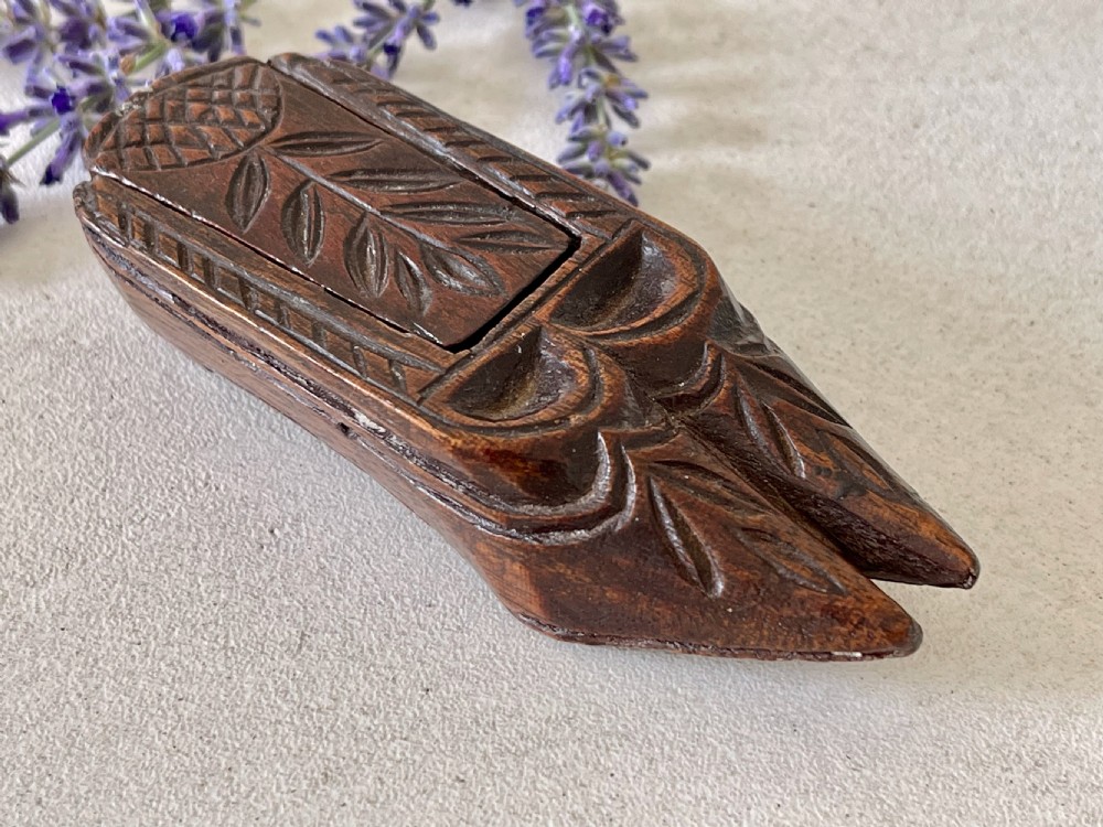 An Antique Double Snuff Shoe View VIII