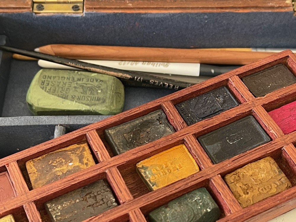 An Antique Artist's Paint Box  - working key, old receipt, lots of contents View IV
