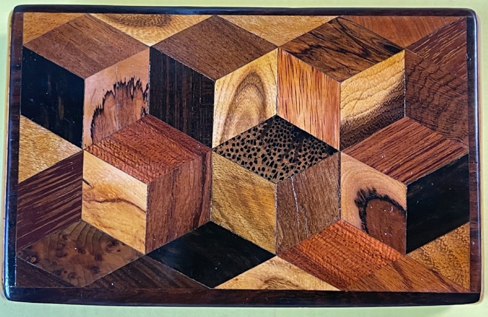 An Antique  Table Snuff Box - tumbling block decoration View V