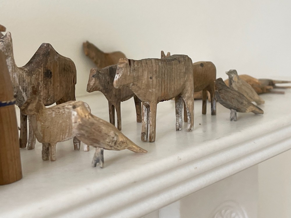 A Small Pine Noahs Ark - with figures & animals View VI