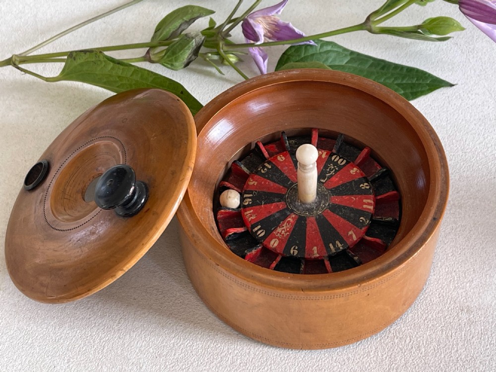 Antique Travelling Roulette Game View III