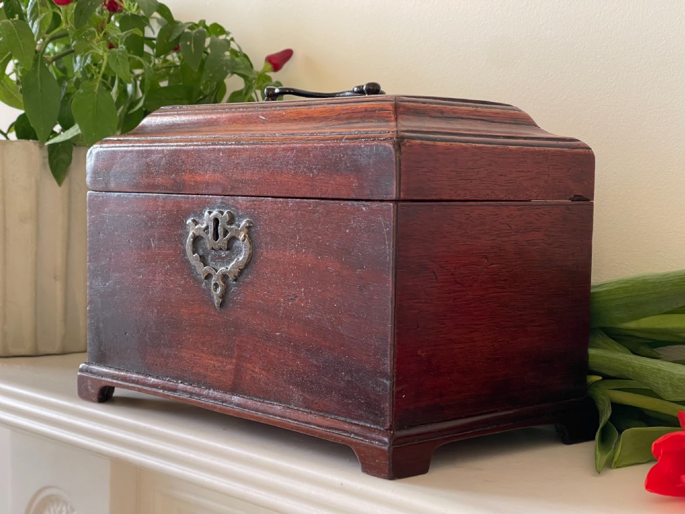 Antique Mahogany Tea Chest - with secret drawer View VI