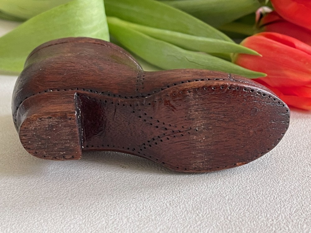 Antique Snuff Boot Box - with carved heart View II