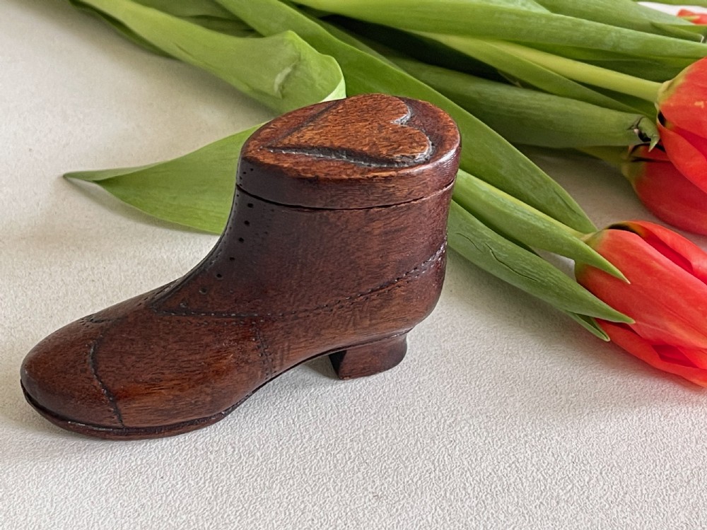 Antique Snuff Boot Box - with carved heart View V