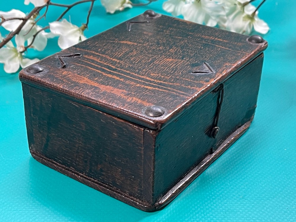An Antique Oak Box - great colour and patina View V