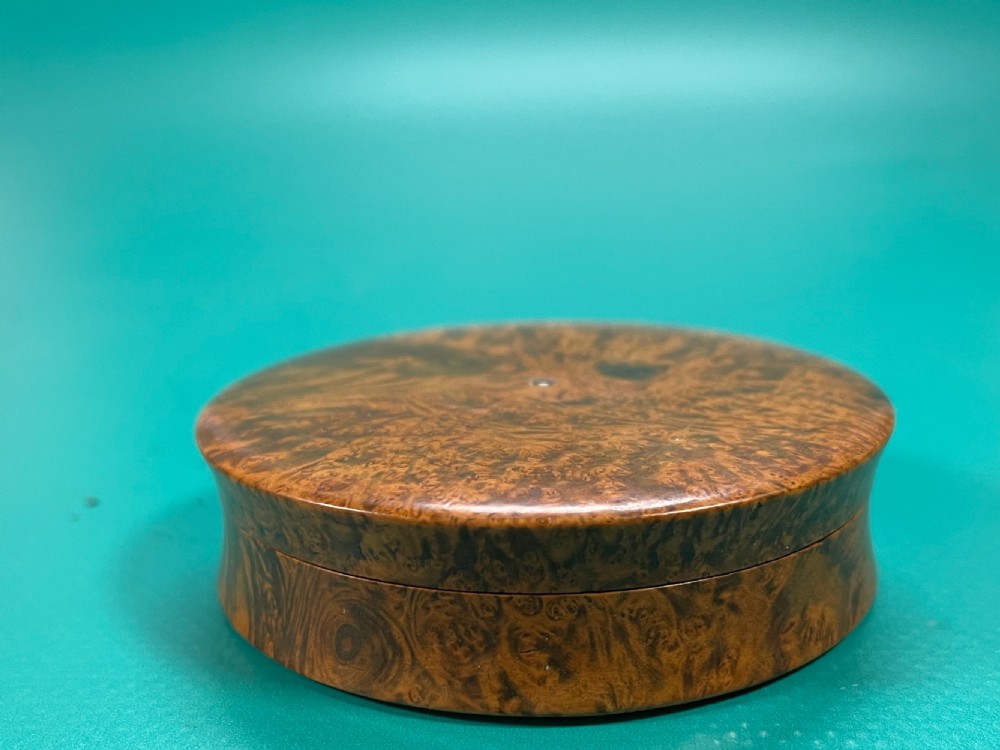 Antique Burr Snuff Box - with rare secret compartment View II
