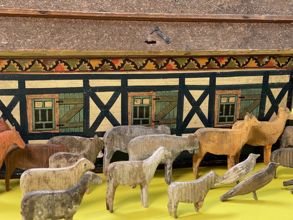 Antique Noahs Ark - with 27 animals, birds and figures View V