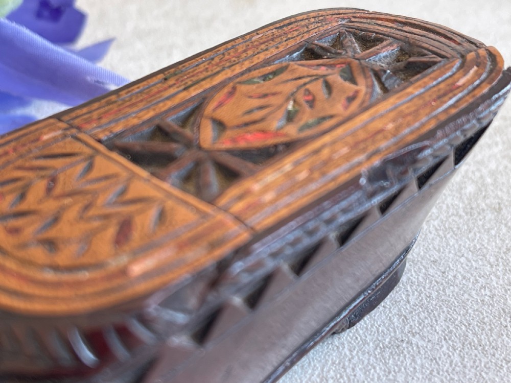 An Antique Inlaid  Snuff Shoe - with painted flowers View IV