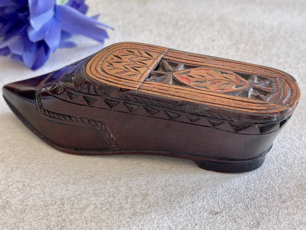 An Antique Inlaid  Snuff Shoe - with painted flowers View VII