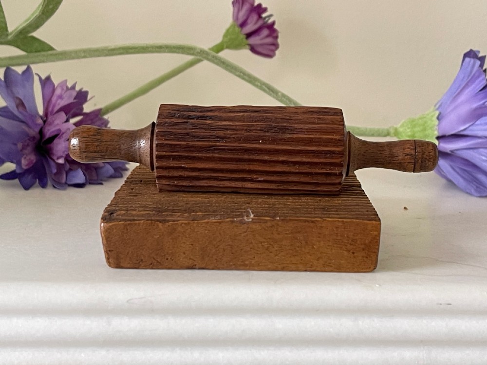 A Small Antique Lace Crimper - Roller & Board View III