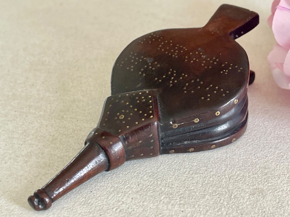 Antique Bellows Shaped Snuff Box View IV