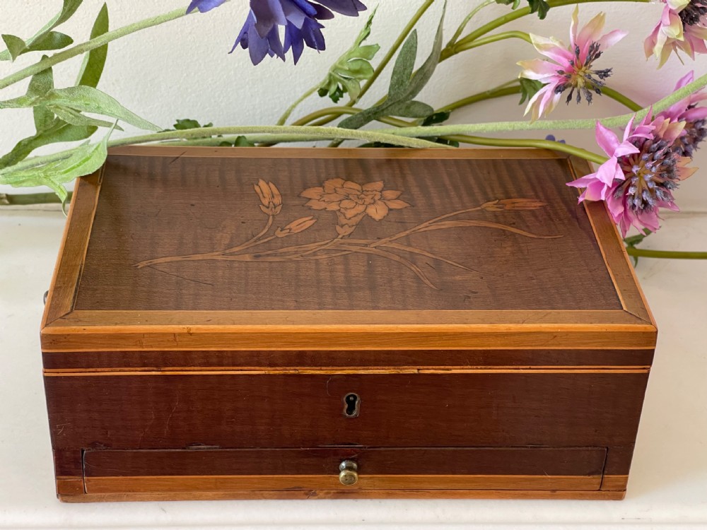 Antique Georgian Sewing/Netting Box