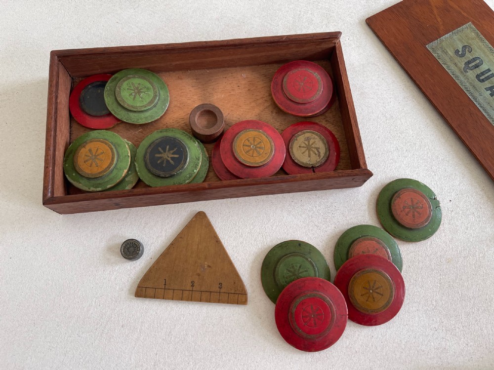 Antique Squails Game View II