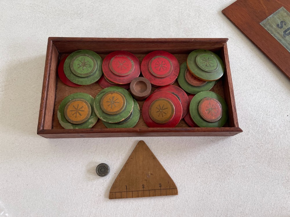 Antique Squails Game View IV