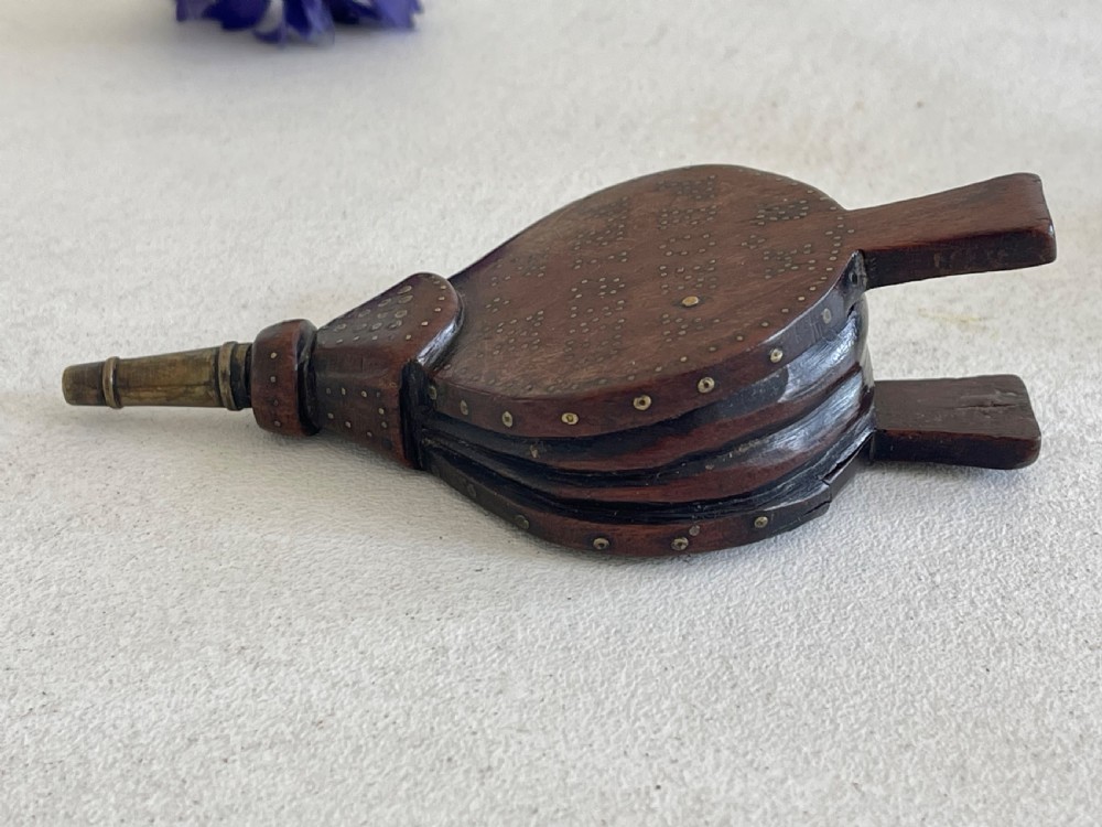 Antique Bellows Shaped Snuff Box View IV