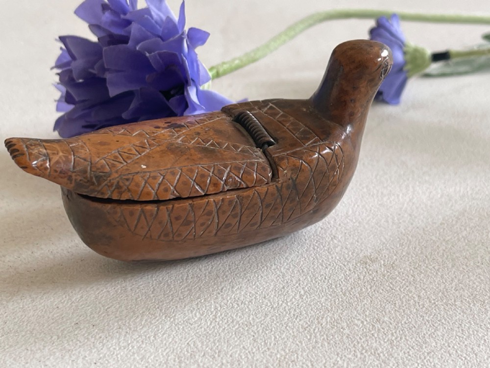 Antique Treen Folk Art Bird Snuff Box View II