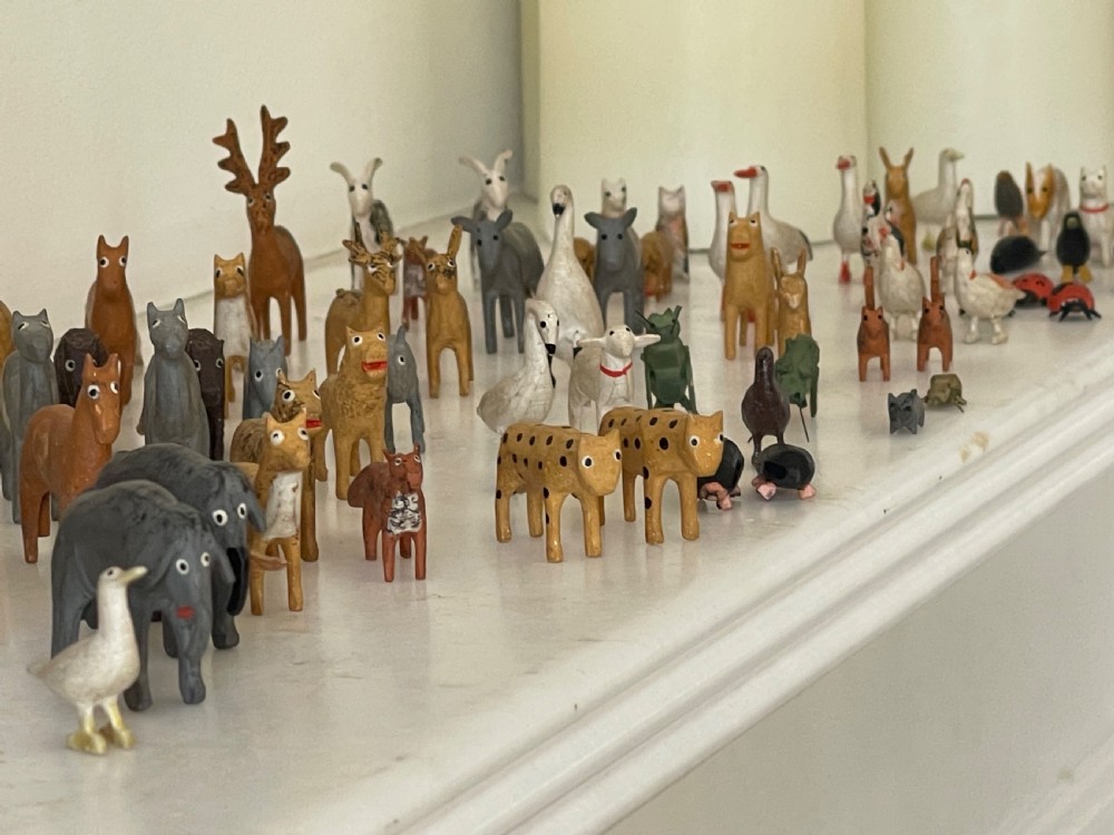 An Unusually Small Noahs Ark - approx 80 animals, birds & insects & 8 figures View VII