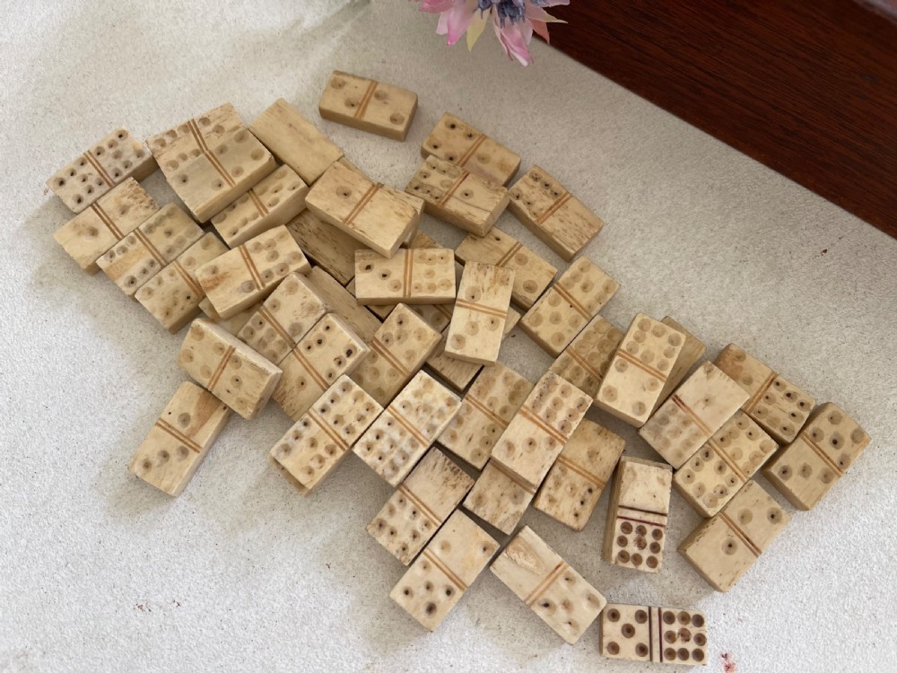 Antique Prisoner of War Bone Dominoes - double nine set View V