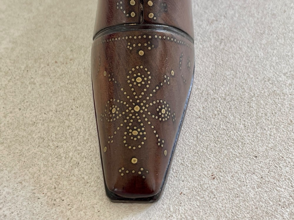 A Fine Quality Large Table Snuff Shoe View V