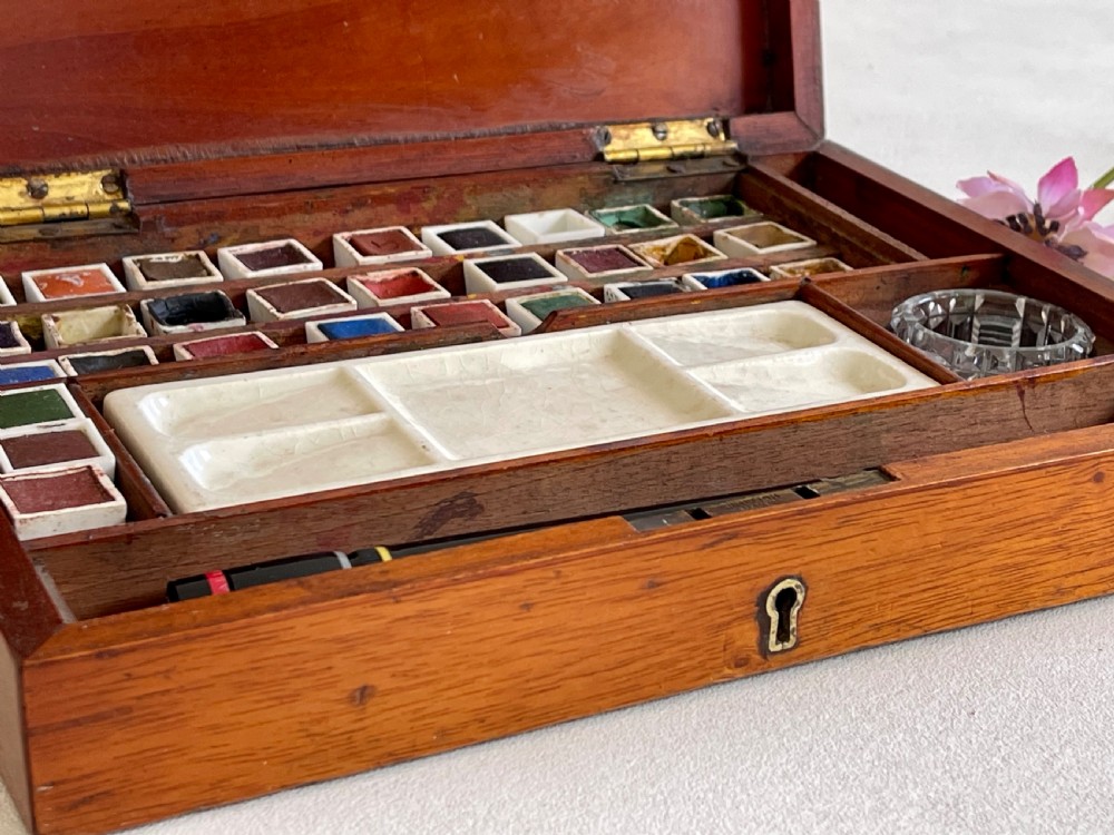 Antique Paint Box - by Reeves & Son Ltd View VI
