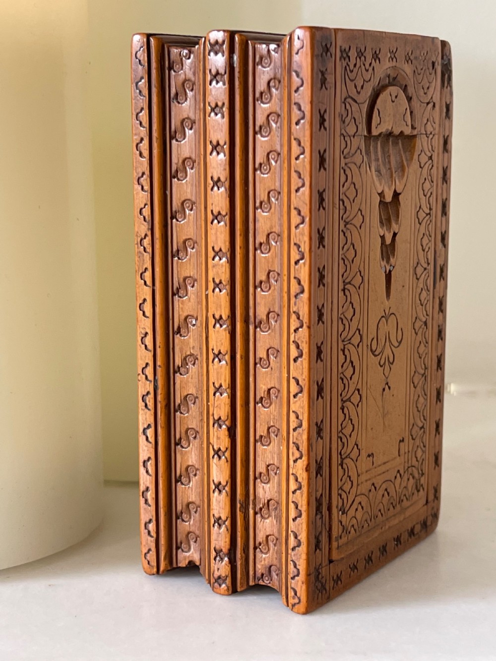 An Antique Double Book Snuff Box - boxwood View II