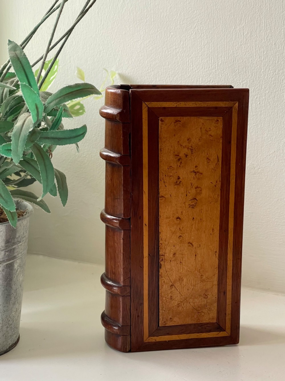 An Antique Treen Book Box or Book Safe - good size