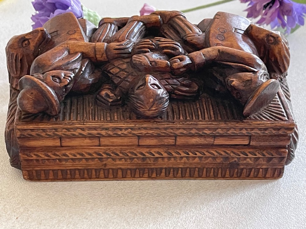 An Antique Scottish Blind Mans Snuff Box View II