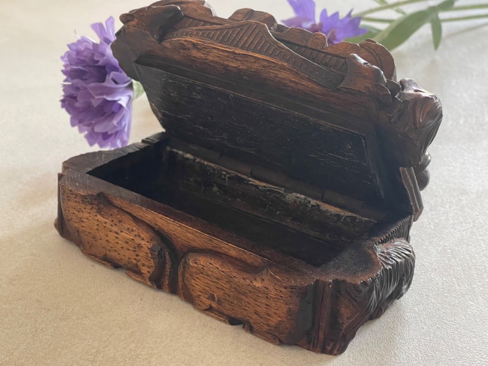 An Antique Scottish Blind Mans Snuff Box View III