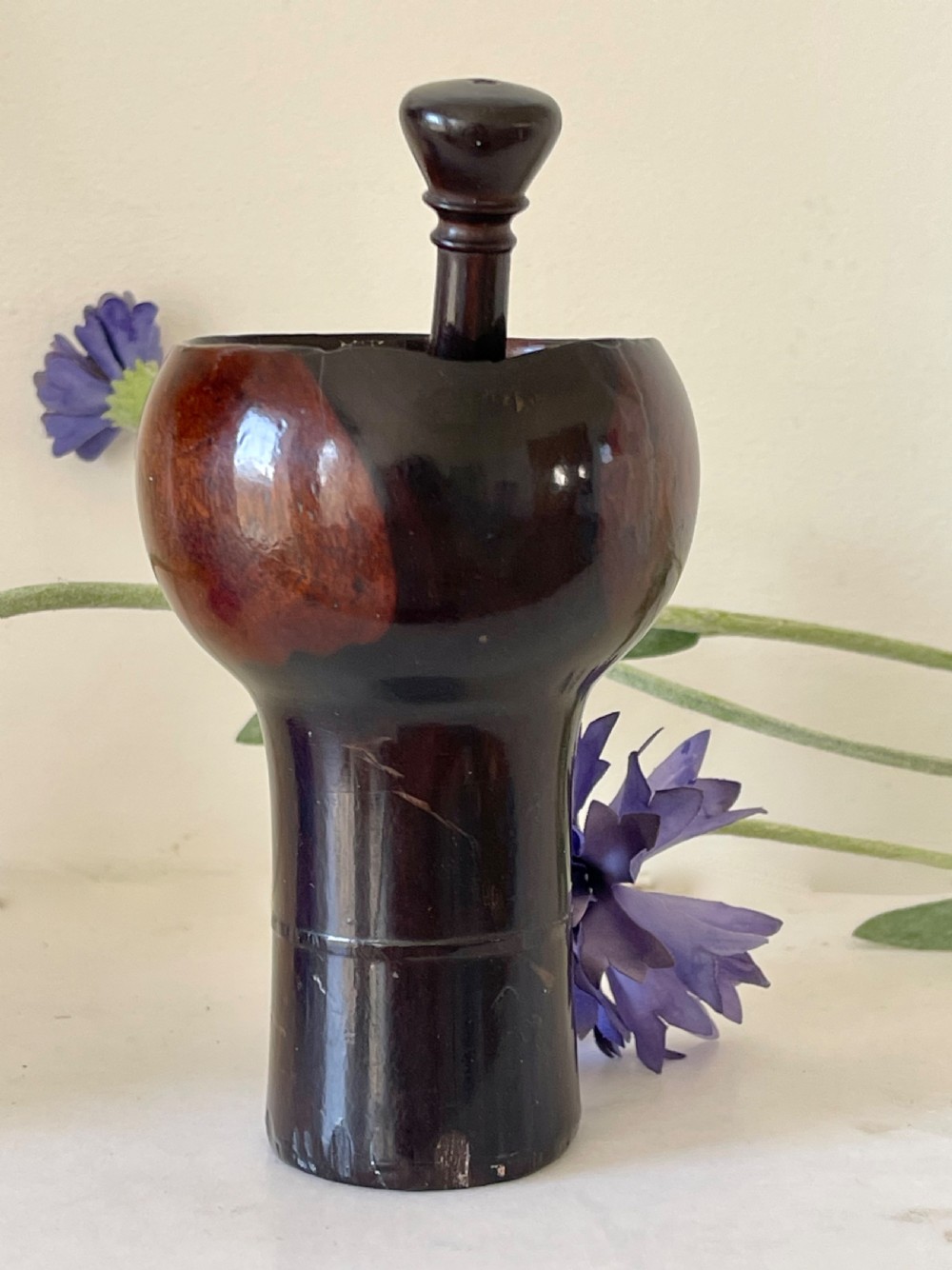 An Early Treen Snuff Mortar - c1690/1700's View V