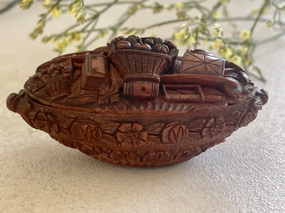 Antique Coquilla Nut Snuff Box - gardening tools View II