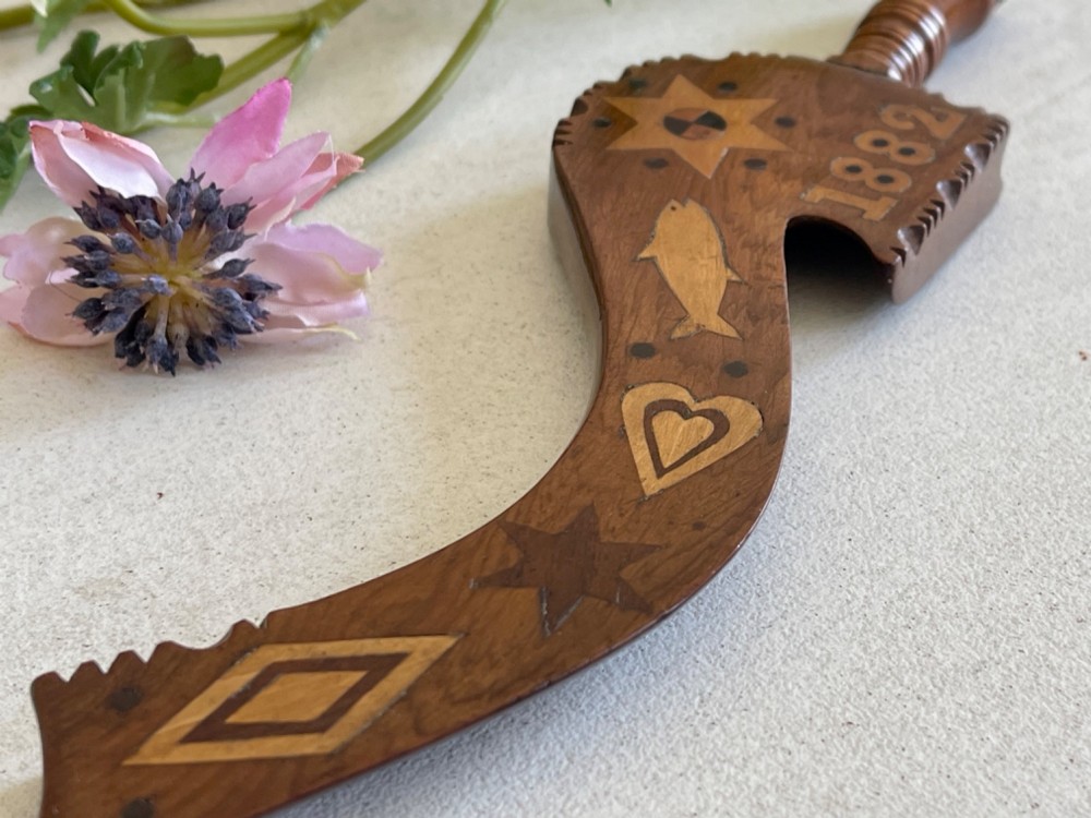 An Extremely Good Example Of A Goose Wing Knittle Sheath - dated, inlaid hearts, fish etc
