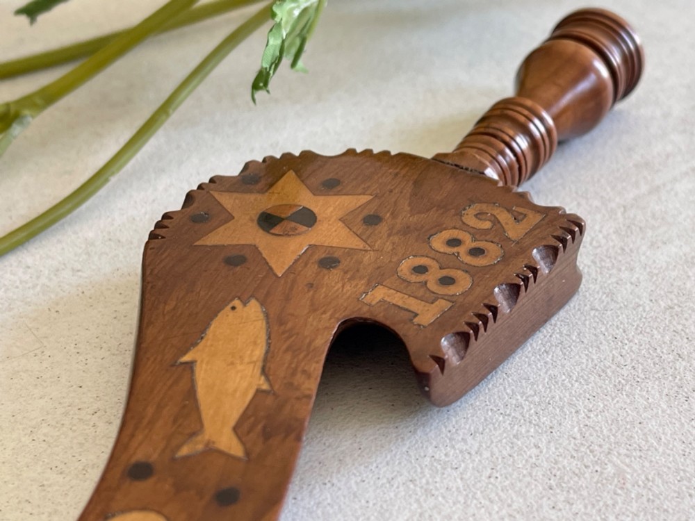 An Extremely Good Example Of A Goose Wing Knittle Sheath - dated, inlaid hearts, fish etc View IV