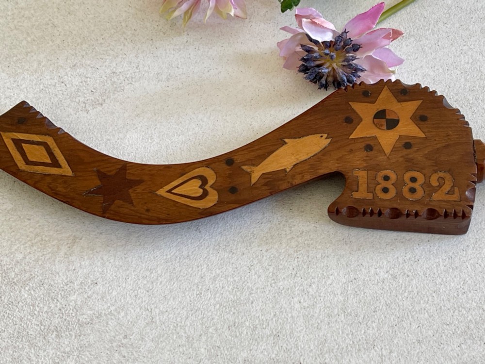 An Extremely Good Example Of A Goose Wing Knittle Sheath - dated, inlaid hearts, fish etc View VII