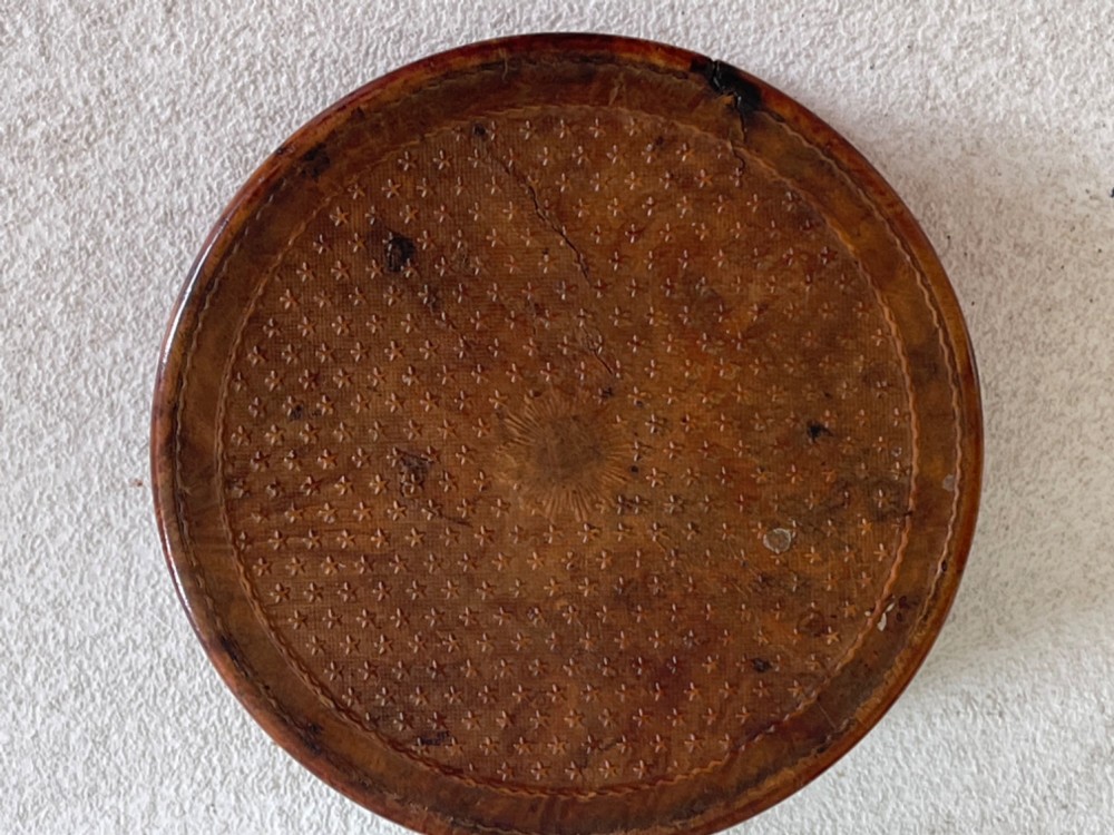 An Antique Pressed Wood Snuff Box - entitled  ' Ruines D' Italie' View V