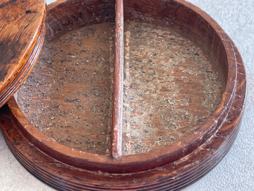 An Antique Treen Snuff Box - in the shape of a straw boater View III