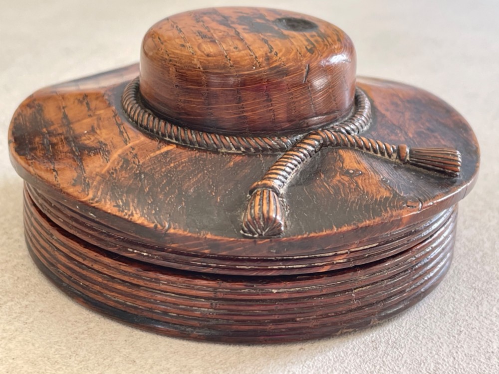 An Antique Treen Snuff Box - in the shape of a straw boater View IV