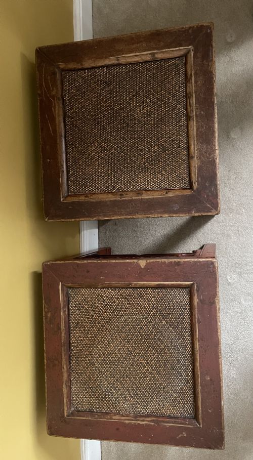 PAIR OF 19THC CHINESE RED LACQUER LAMP TABLES - ADDITIONAL PHOTO 4